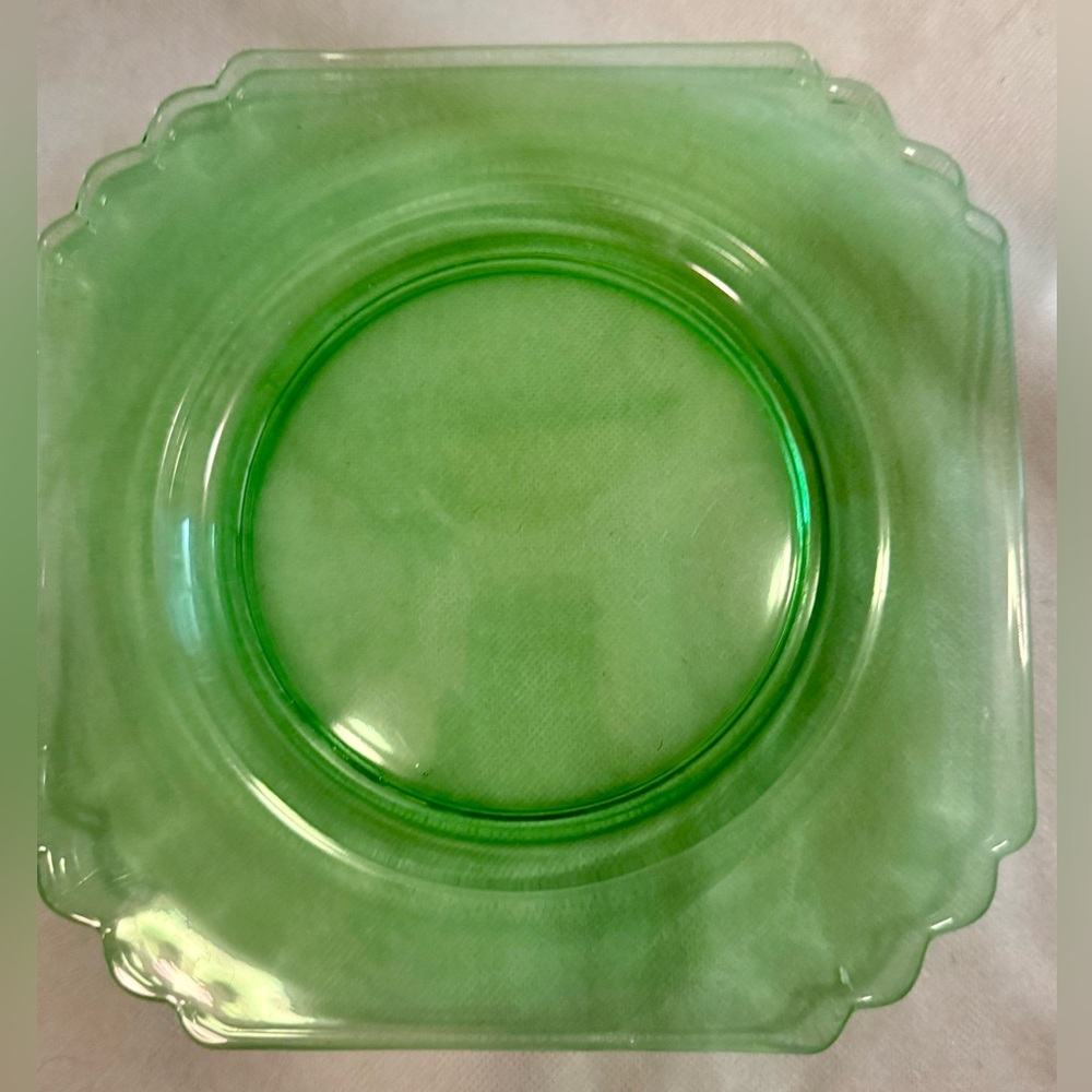 2 Fostoria Mayfair, vintage salad / dess plates. 8”